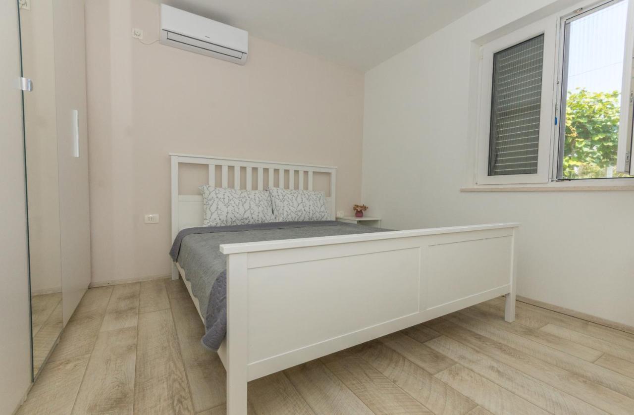 Adria Krk Apartment Крк Экстерьер фото